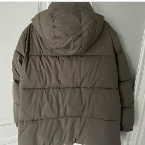Brand new ZARA Quilted Hooded Puffer Jacket - Picture 3 of 7